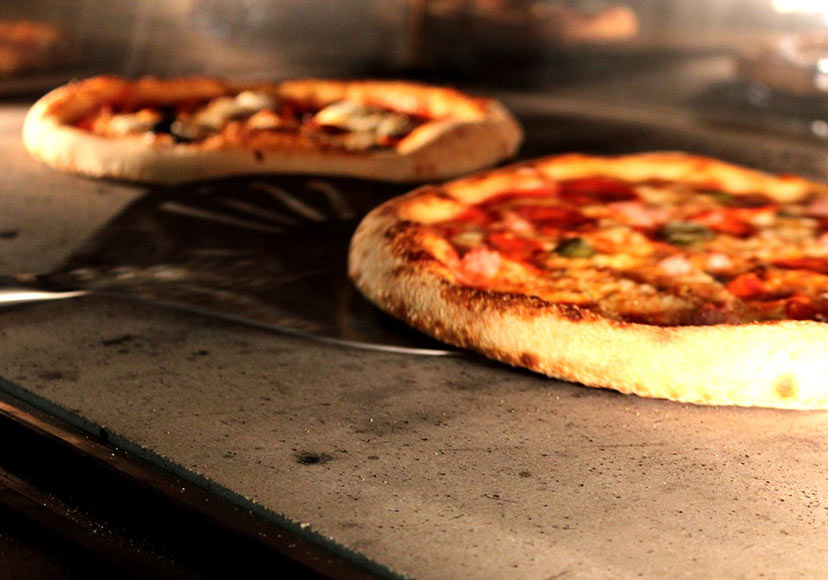 Freshly baked pizzas at Dead Centre Brewing.