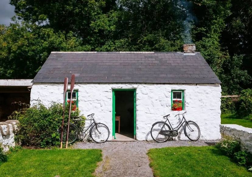 Small old cottage at Dún na Sí Amenity & Heritage Park.