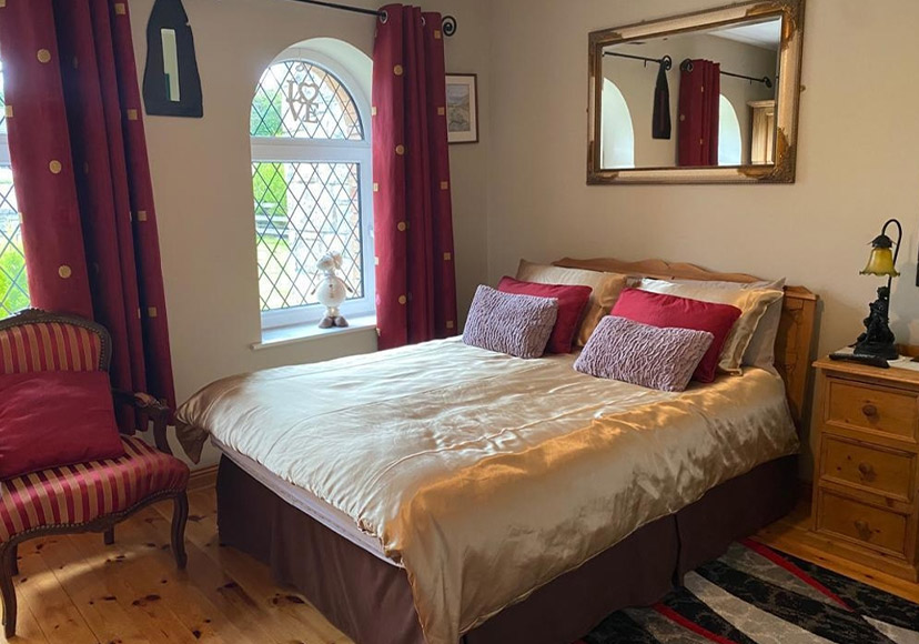 Double bed at Glasson Stone Lodge.