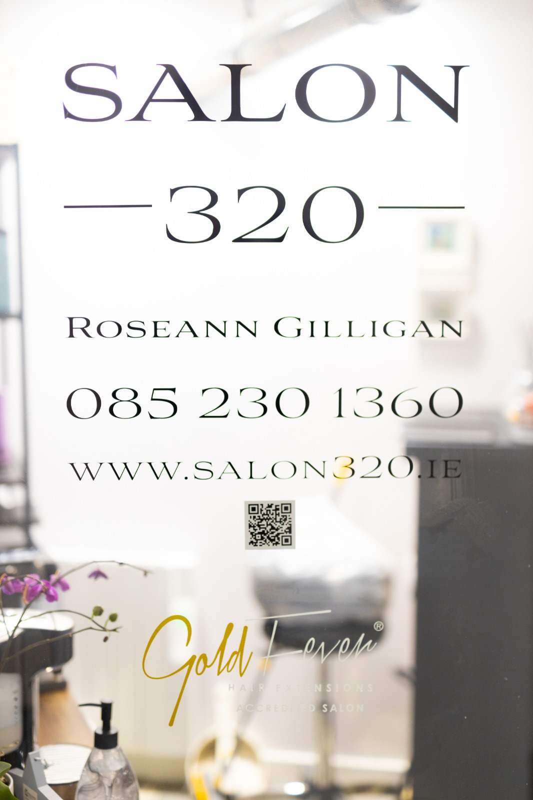 Salon 320 Athlone contact information