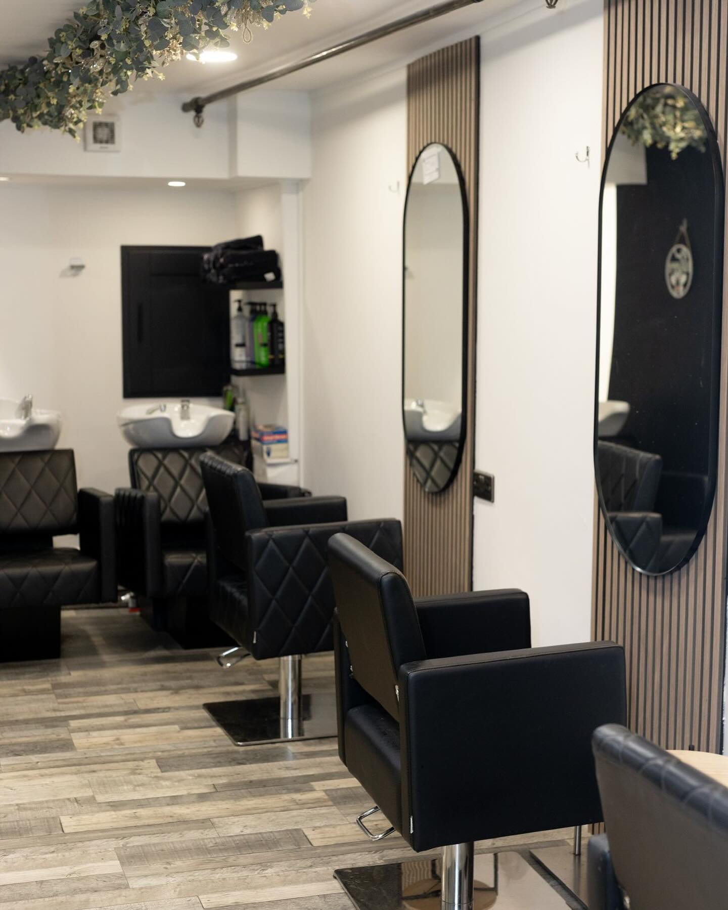 salon 320 athlone