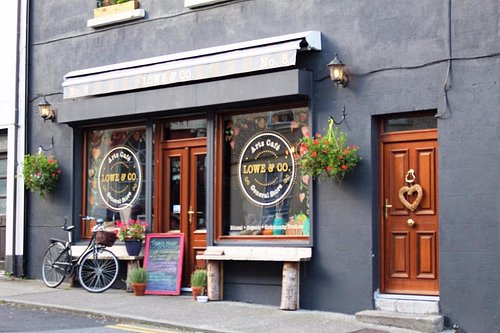 Lowe & Co